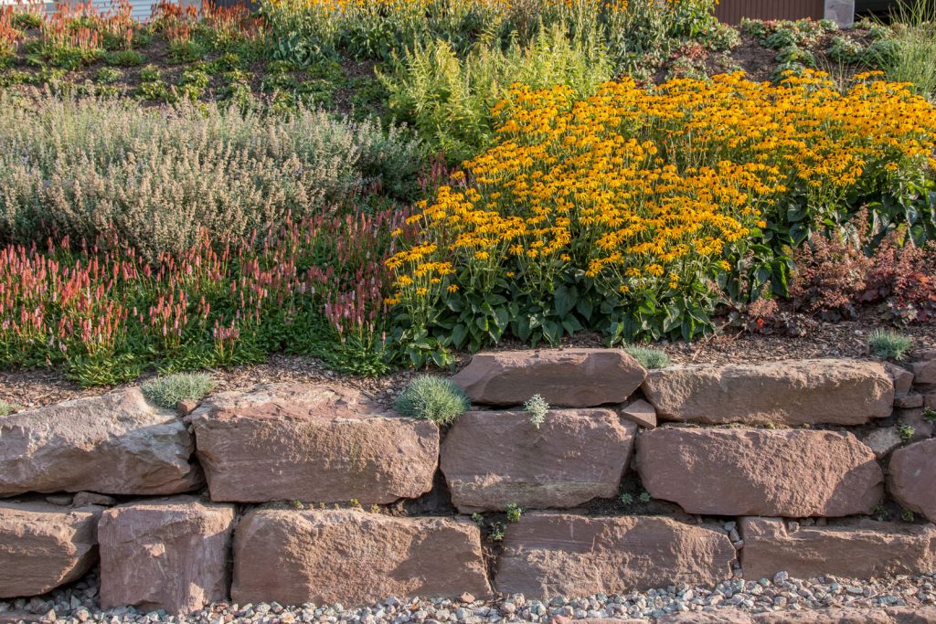 Natürliche Hangbefestigung Natürlich im Garten